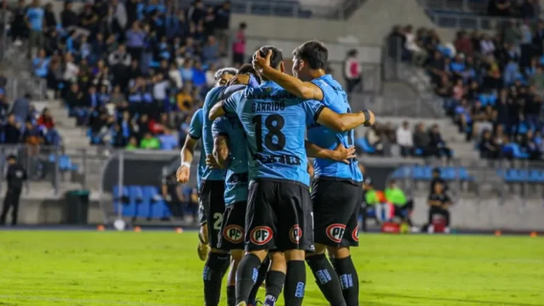 https___media.alairelibre.cl_main_2026_05_Iquique-1-1-Curico-Unido-Resumen-y-goles-por-la-Primera-B-2026